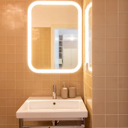 Cardosas Bright By Lovelystay * Oporto