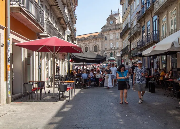 Cardosas Bright By Lovelystay