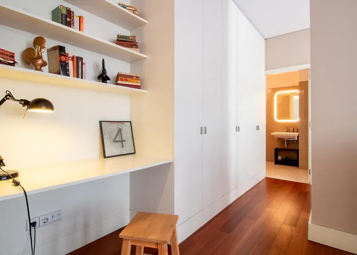 Cardosas Bright By Lovelystay Apartment